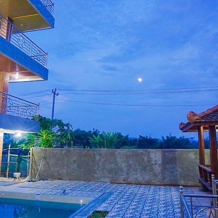 Hotel Wijaya Family 2 Kalasan Dış mekan fotoğraf